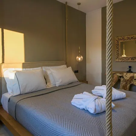 Aval Riviera *